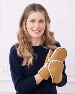 Shearling Mitts -Wear Luxe Shop 106083 1