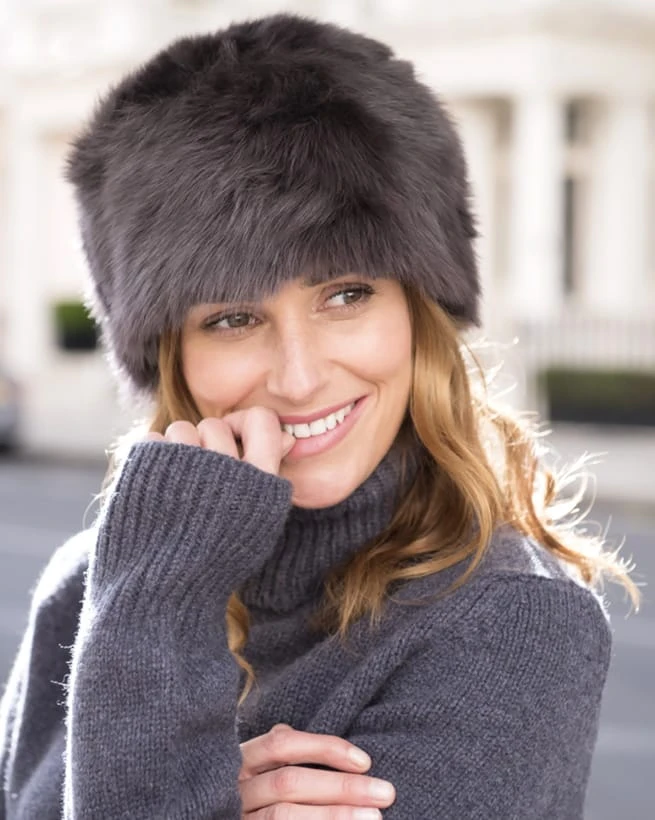 Short Pillar Toscana Hat 1 Short Pillar Toscana Hat