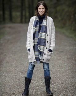 Merino Fringed Scarf -Wear Luxe Shop 64633 1