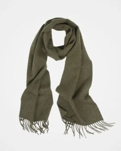Classic Recycled Cashmere Scarf