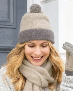 Shetland Wool Bobble Hat -Wear Luxe Shop 86653 1